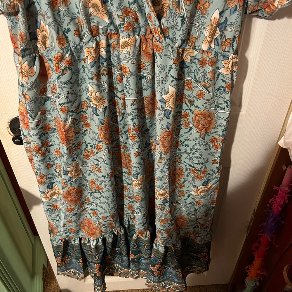 Fall Dress - Picture 10 of 10